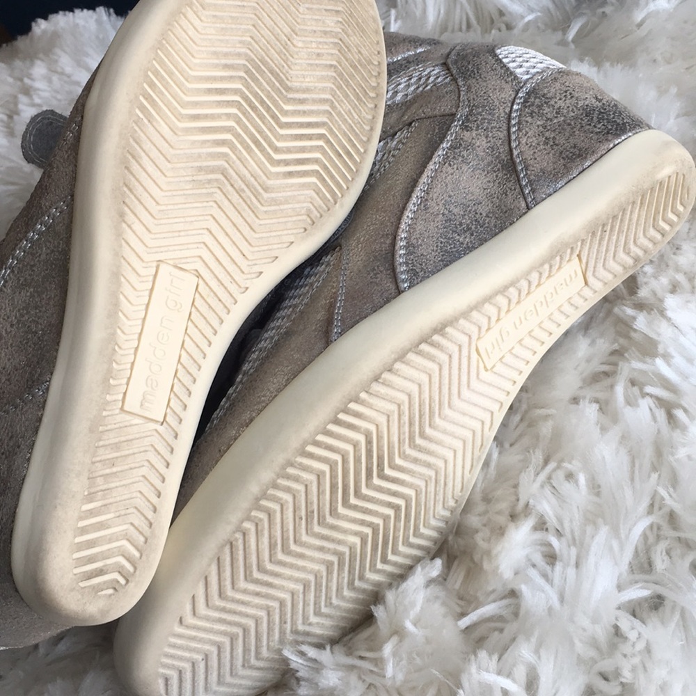 Madden Girl high top sneakers, wedge lift sz 8.5 - Picture 7 of 8